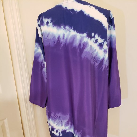 Chico's V-Neck Silky Tunic top size 3 - Picture 3 of 9